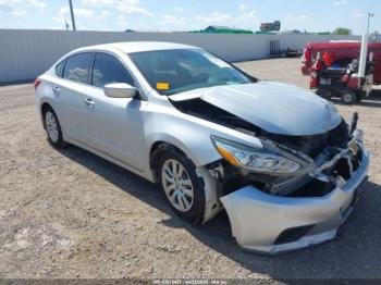  Salvage Nissan Altima