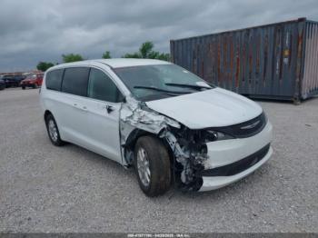  Salvage Chrysler Voyager