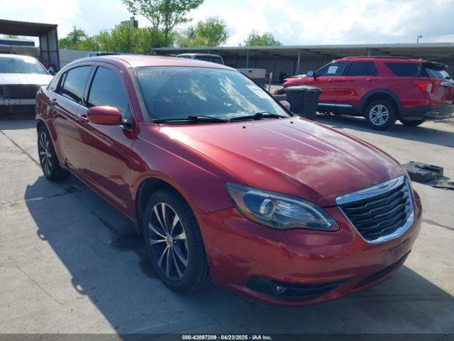  Salvage Chrysler 200