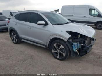  Salvage Hyundai TUCSON