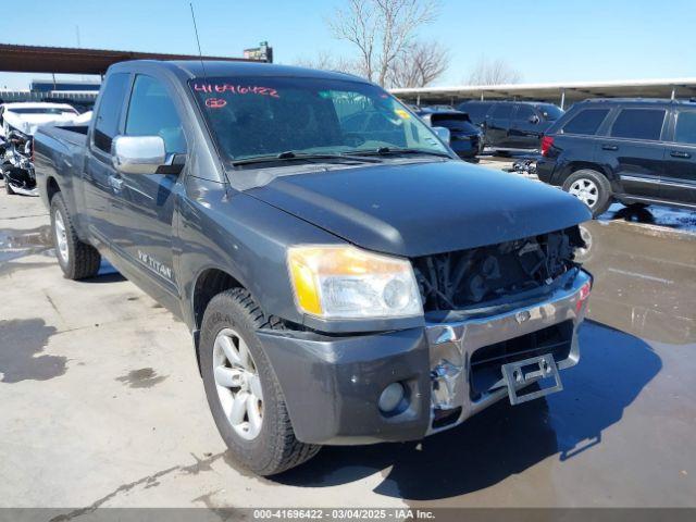 Salvage Nissan Titan