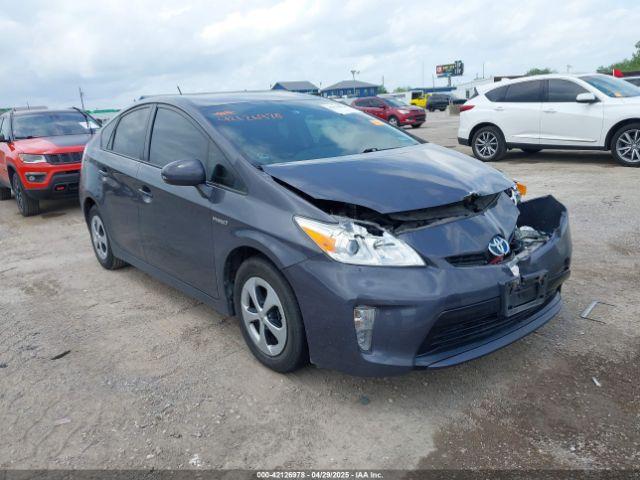  Salvage Toyota Prius