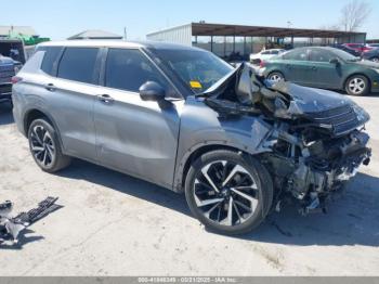  Salvage Mitsubishi Outlander