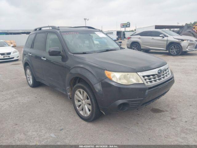 Salvage Subaru Forester