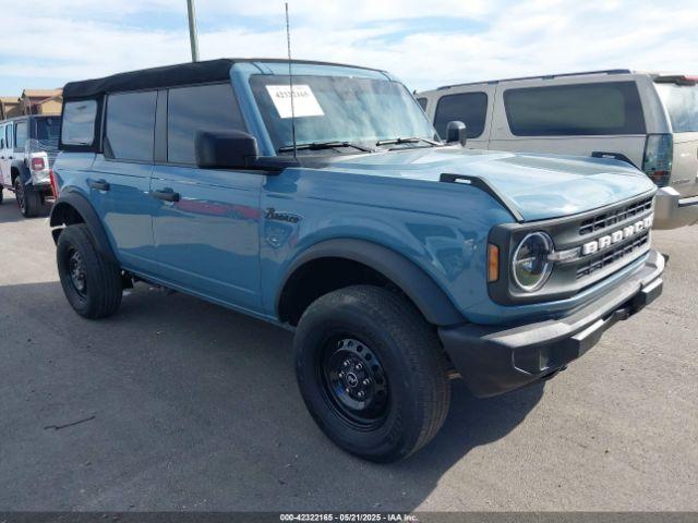  Salvage Ford Bronco