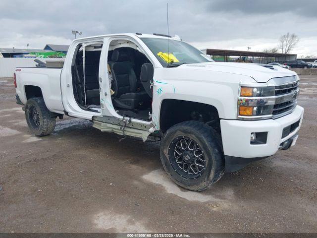  Salvage Chevrolet Silverado 2500