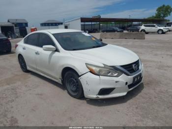  Salvage Nissan Altima