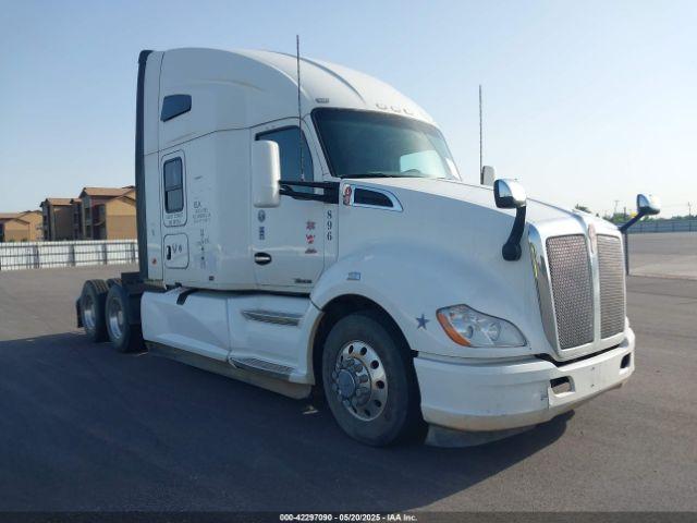  Salvage Kenworth T680