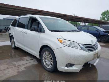  Salvage Toyota Sienna