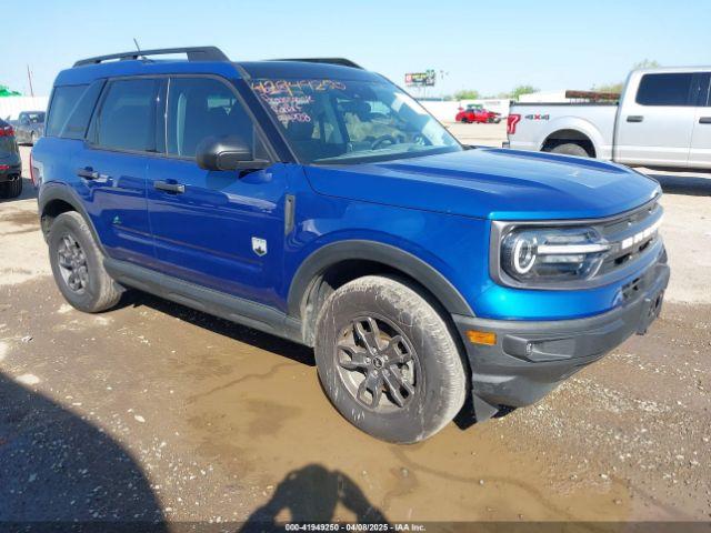  Salvage Ford Bronco