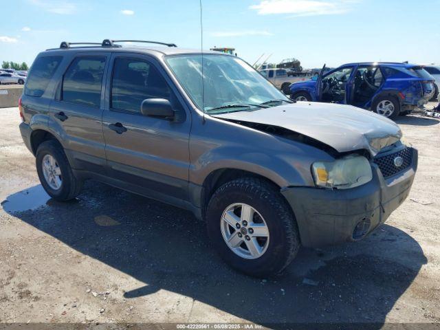  Salvage Ford Escape