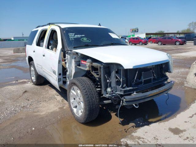  Salvage GMC Yukon