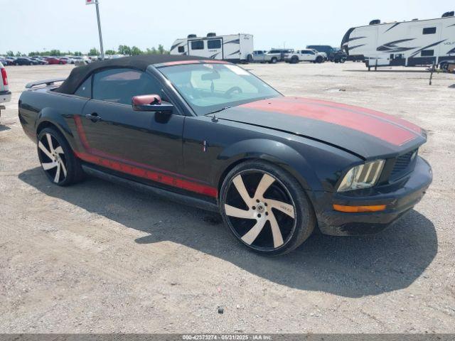  Salvage Ford Mustang
