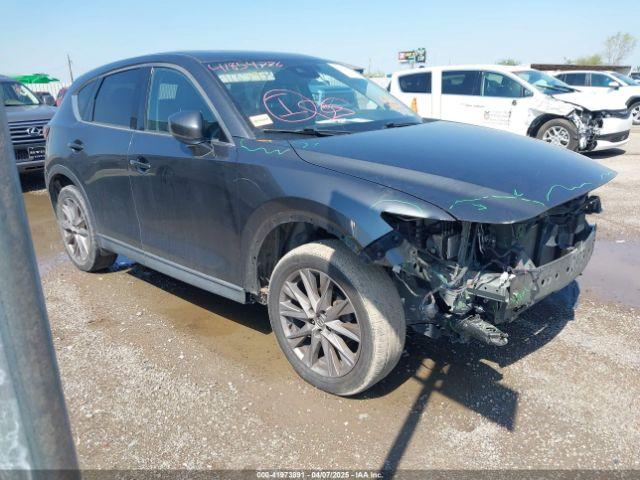  Salvage Mazda Cx