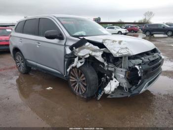  Salvage Mitsubishi Outlander