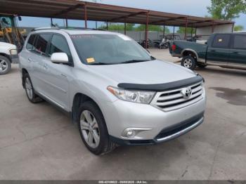  Salvage Toyota Highlander