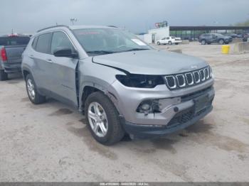  Salvage Jeep Compass