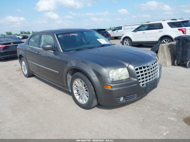  Salvage Chrysler 300
