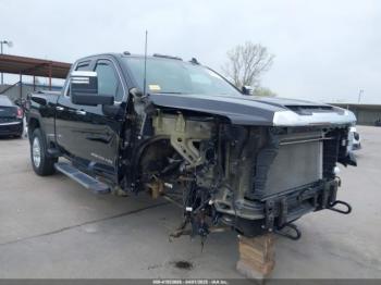  Salvage General Motors Sierra 2500HD