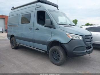  Salvage Mercedes-Benz Sprinter 2500