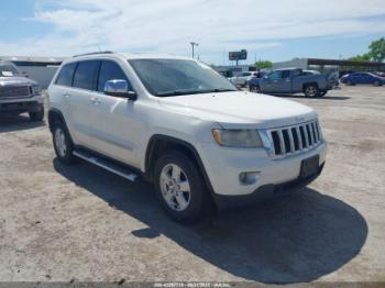  Salvage Jeep Grand Cherokee