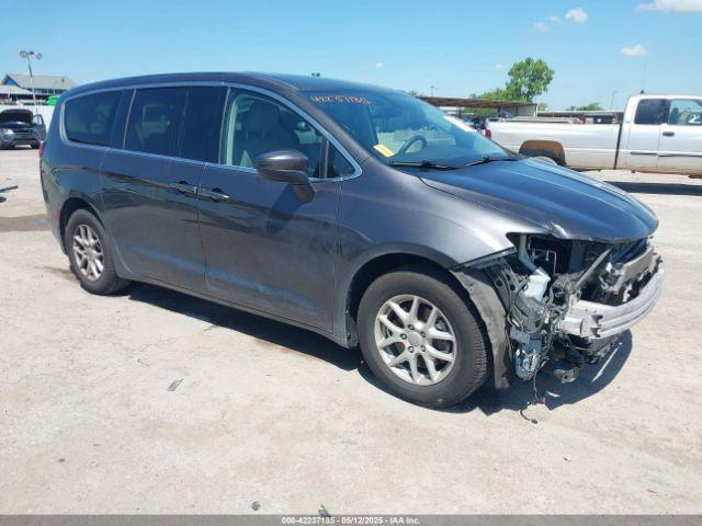  Salvage Chrysler Voyager