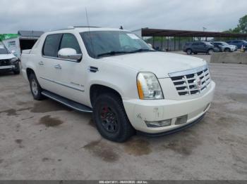  Salvage Cadillac Escalade