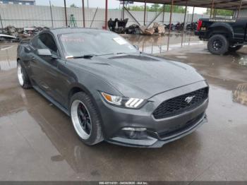  Salvage Ford Mustang