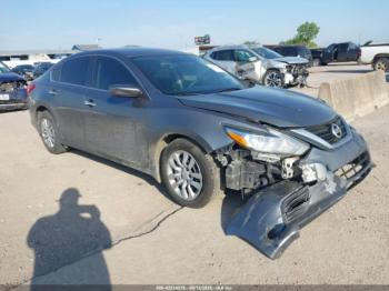 Salvage Nissan Altima
