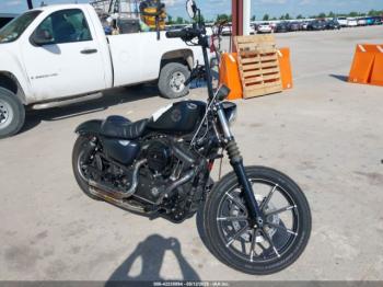  Salvage Harley-Davidson Xl883