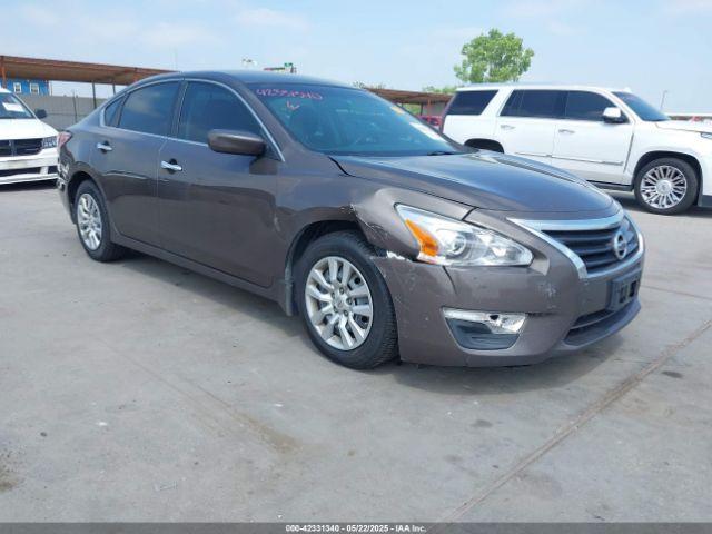  Salvage Nissan Altima