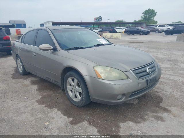  Salvage Nissan Altima