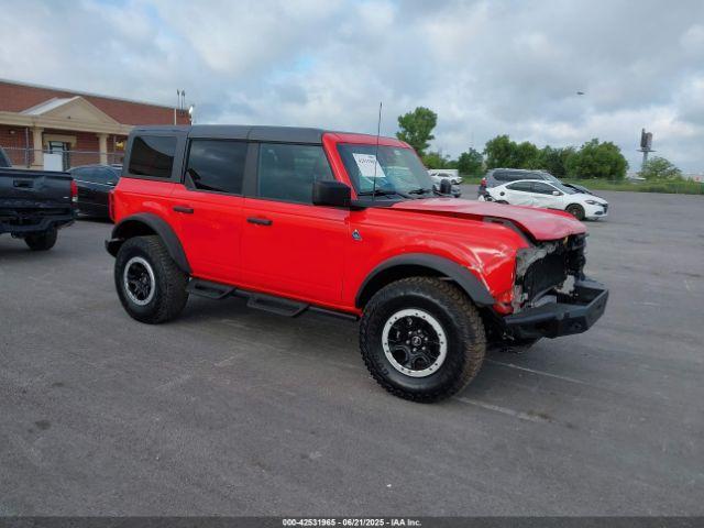  Salvage Ford Bronco