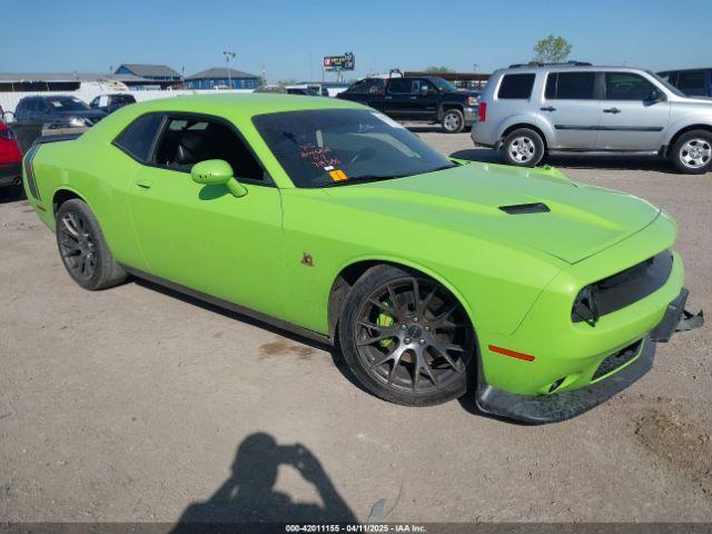  Salvage Dodge Challenger