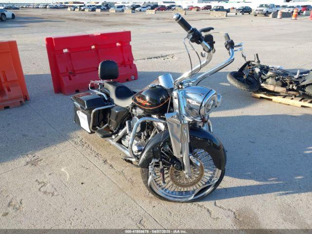  Salvage Harley-Davidson Flhr