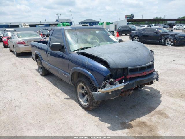  Salvage Chevrolet S-10
