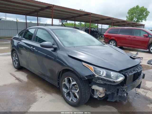  Salvage Kia Forte