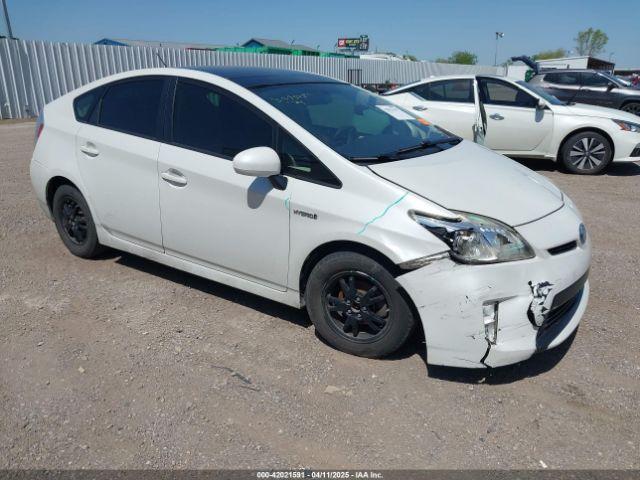  Salvage Toyota Prius