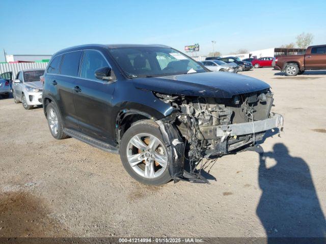 Salvage Toyota Highlander