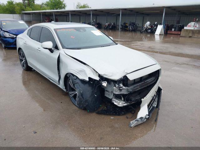  Salvage Volvo S60