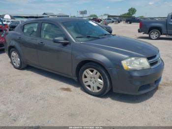  Salvage Dodge Avenger
