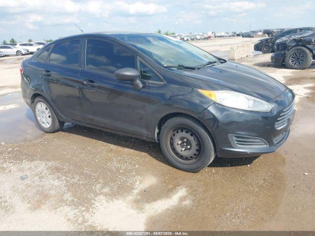  Salvage Ford Fiesta