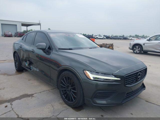  Salvage Volvo S60