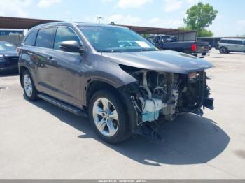  Salvage Toyota Highlander