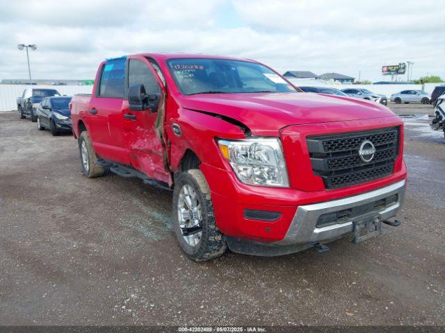  Salvage Nissan Titan