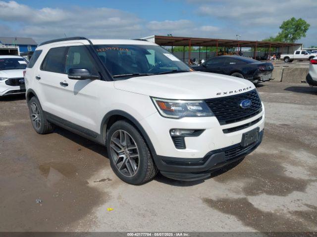  Salvage Ford Explorer
