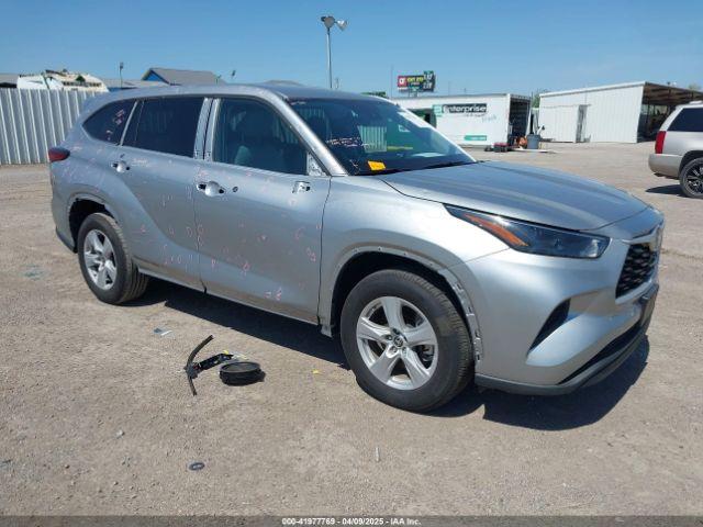  Salvage Toyota Highlander