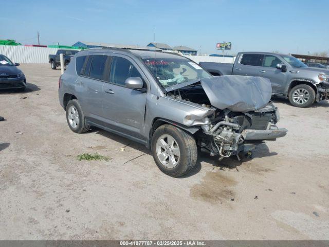  Salvage Jeep Compass