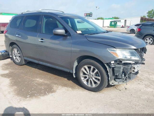  Salvage Nissan Pathfinder