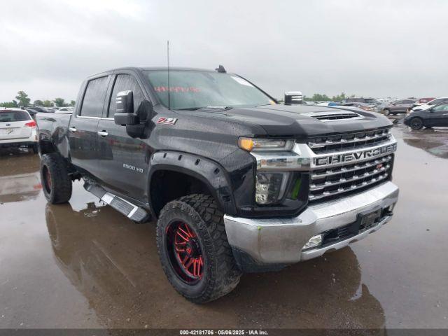  Salvage Chevrolet Silverado 2500